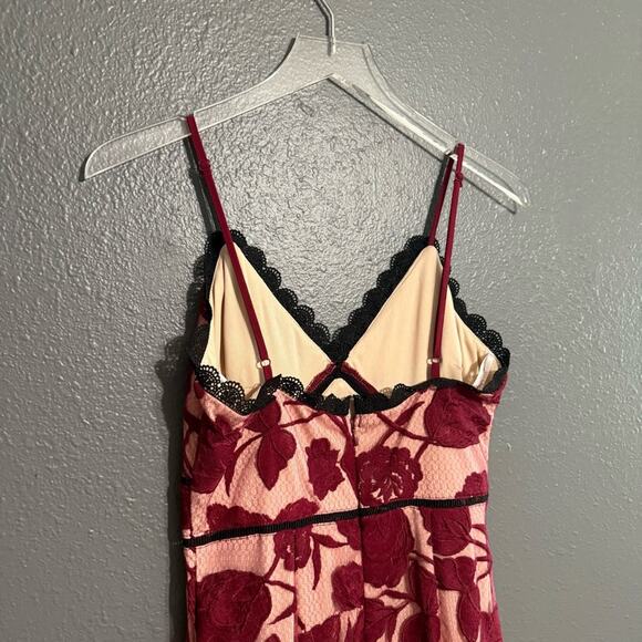 Lulu's Alluring Dream Floral Embroidered Mesh Lace Midi Dress Size S - Picture 6 of 10